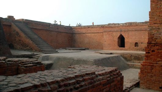 The Nalanda University Ruins, Bihar (India) | Funzug.com