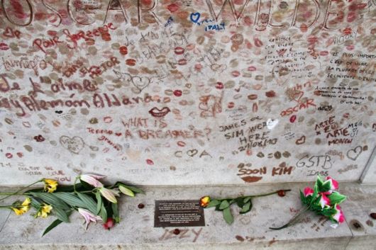 Oscar Wilde's Tomb Marked With Lipstics