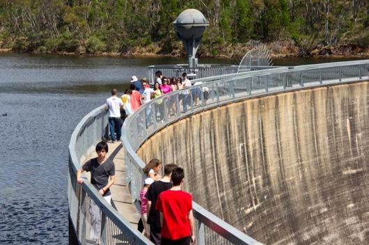 Barossa Reservoir Whispering Wall In Australia | Funzug.com