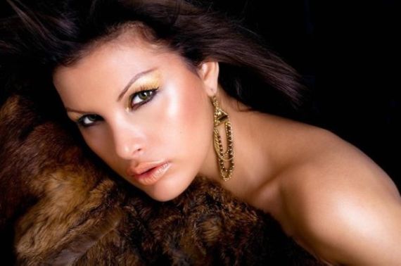 10 Makeup Goofs That Make Your Skin Look Aged