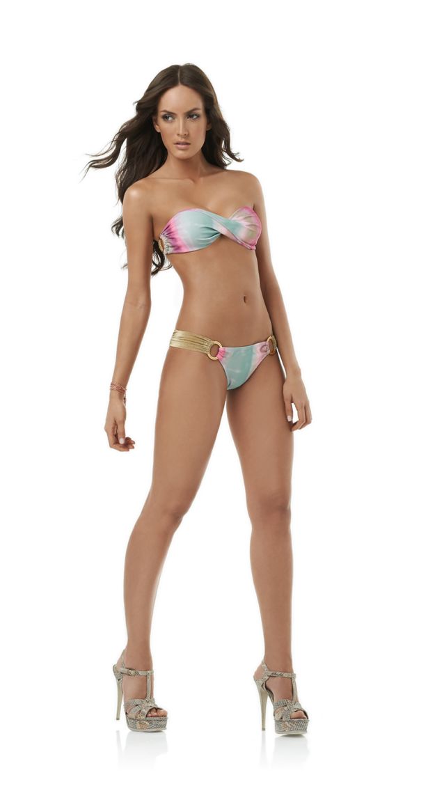 Macrielena Velez Sanchez In Exclusive Collection